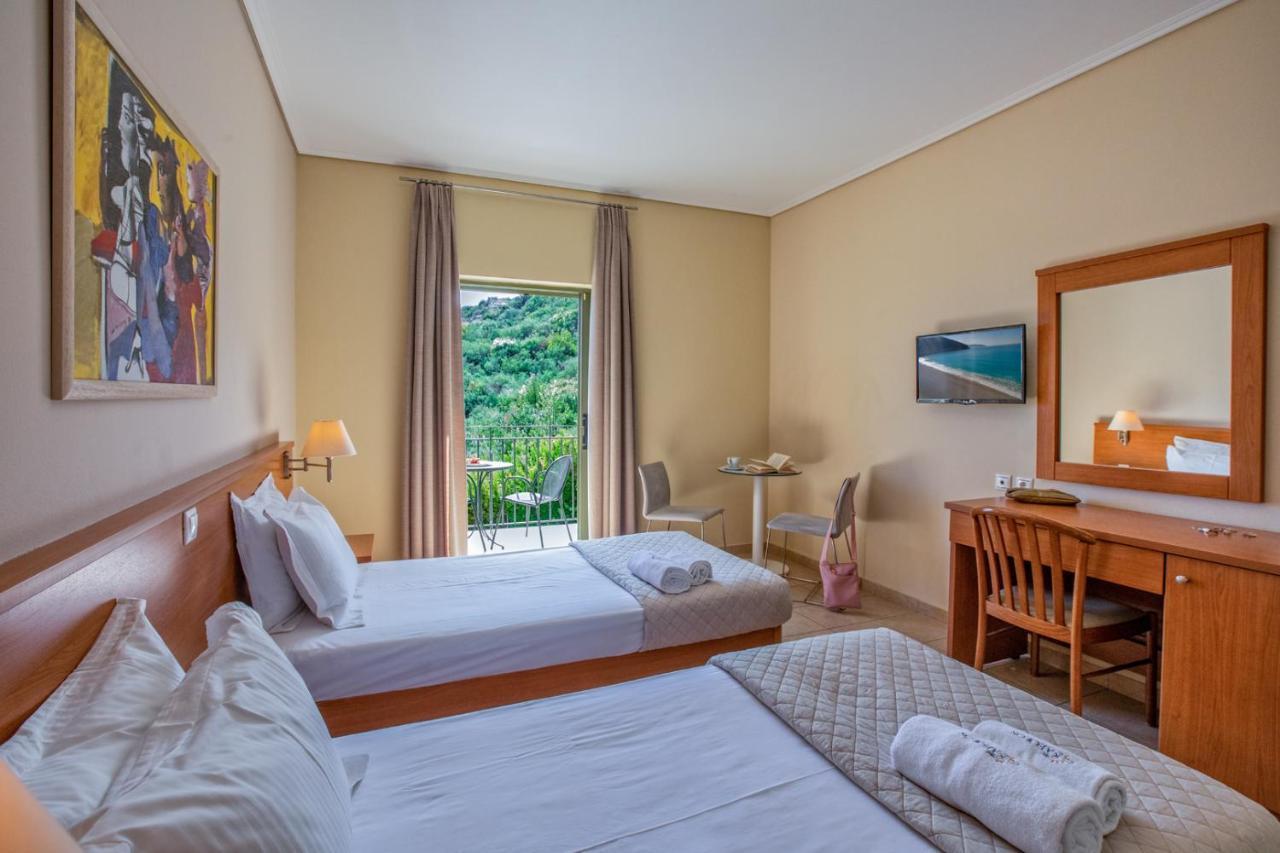 Aeolos Beach Hotel Skala  Bagian luar foto